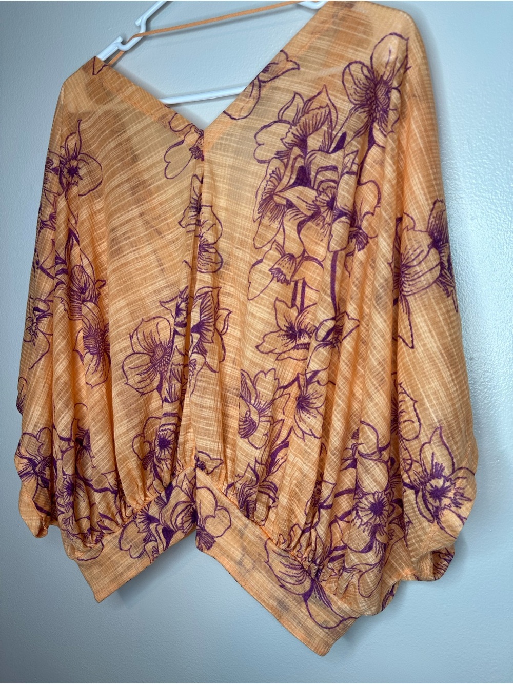 Free People One Dance Floral Print V-Neck Cropped Blouse Coral Sz L - Picture 6 of 7